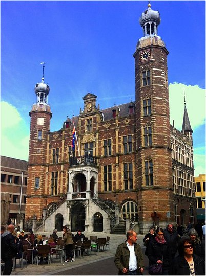 Click image for larger version

Name:	Venlo Town Hall.jpg
Views:	41
Size:	119.5 KB
ID:	63174