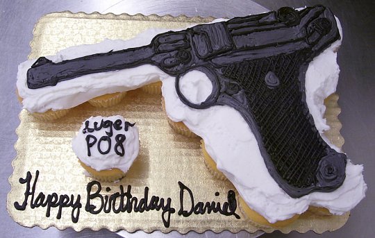 Click image for larger version

Name:	Luger_P08_cake.jpg
Views:	19
Size:	95.6 KB
ID:	15436