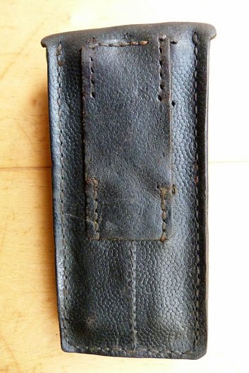 Click image for larger version

Name:	Pouch navy Adolph Schwartz & C Berlin N.jpg
Views:	41
Size:	126.1 KB
ID:	21828