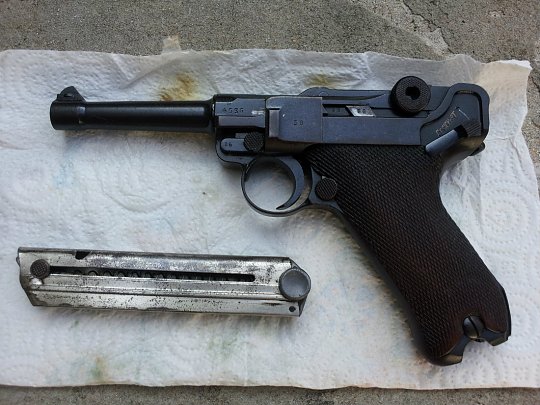 Click image for larger version

Name:	Luger3-1.jpg
Views:	199
Size:	172.3 KB
ID:	29115