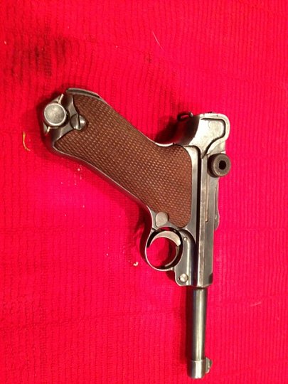 Click image for larger version

Name:	luger 5.jpg
Views:	54
Size:	102.9 KB
ID:	32896
