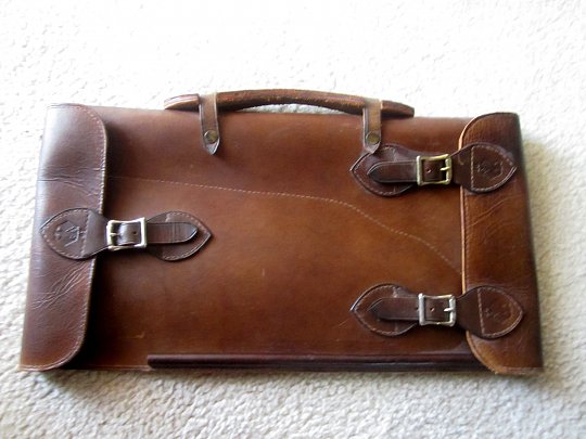 Click image for larger version

Name:	carbine leather case.jpg
Views:	31
Size:	121.4 KB
ID:	35224