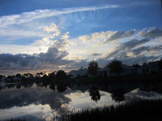 Click image for larger version

Name:	my florida sunrise.jpg
Views:	21
Size:	109.4 KB
ID:	36876