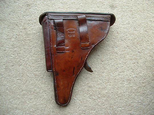 Click image for larger version

Name:	1918 Luger Holster 003.jpg
Views:	19
Size:	244.7 KB
ID:	37361