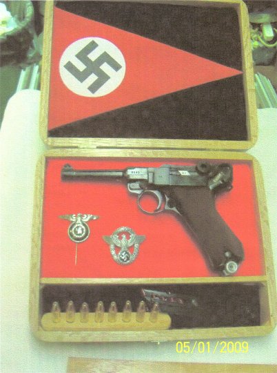 Click image for larger version

Name:	3rd reich box1.jpg
Views:	26
Size:	167.7 KB
ID:	66460