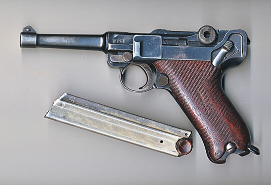 Click image for larger version

Name:	Lft. Side Bulgarian Luger.jpg
Views:	53
Size:	126.5 KB
ID:	87340