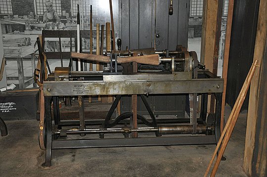 Click image for larger version

Name:	Harpers_Ferry_gun_smith_shop_-_Blanchard_lathe.jpg
Views:	69
Size:	190.8 KB
ID:	83244